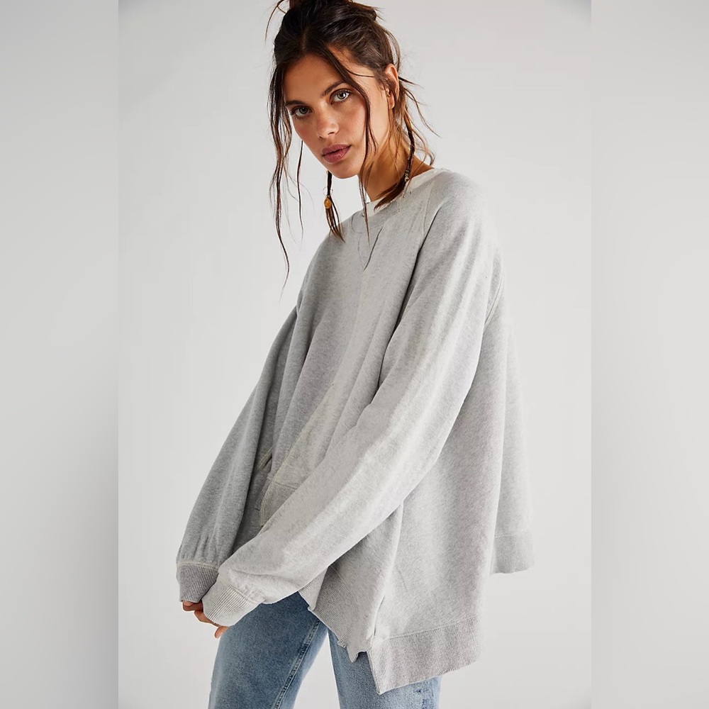 Free People Reverse It and Rework It Sweatshirt. Size XL. Heather Grey.